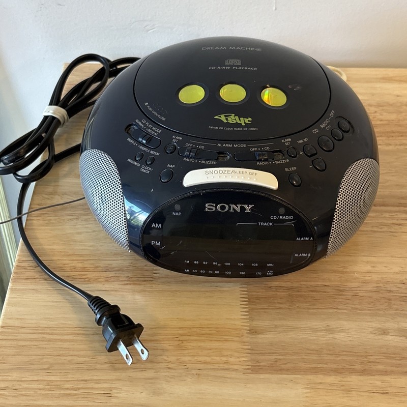 Sony ICF-CD831 Black Psyc Dream Machine FM/AM, CD Player, Alarm Clock Radio gallery