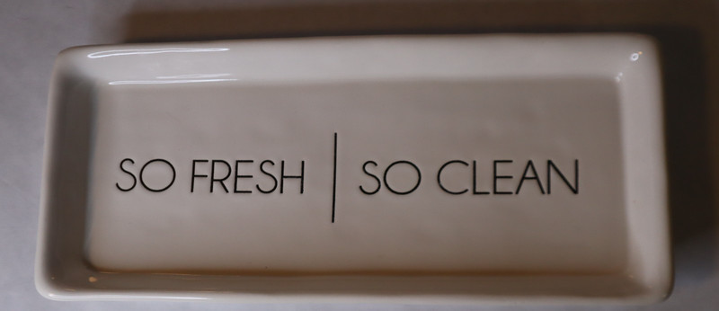 Pottery barn rectangular ceramic tray So Fresh So Clean 14 in x 6 in Home decor