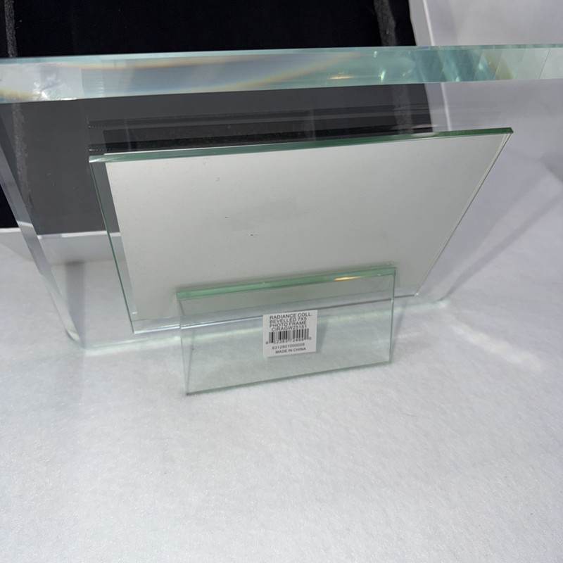 Royal Doulton Glass 5 x 7 picture frame Radiance Collection Heavy Bevelled New gallery