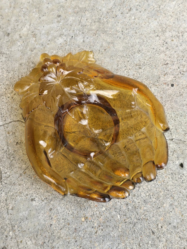 Vintage Amber Glass Open Hands Palms Dish Grape Vine Trinket Saucer 7 5/8″ x 6″