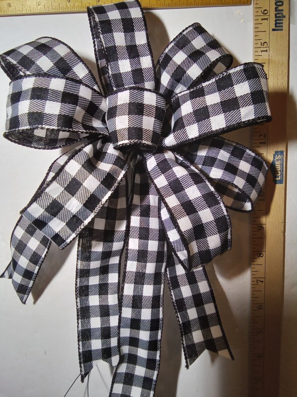 Spring Summer Bow check black & white approx. 9 in. decoration wreath hand tied gallery