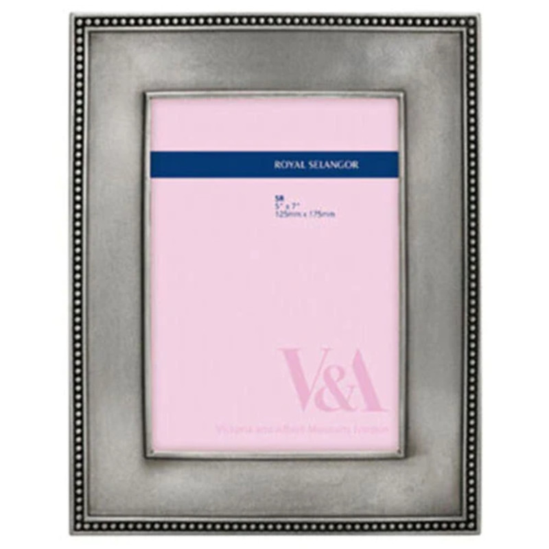 Royal Selangor High Quality Collectible Inspired Beaded Pewter Photo Frame gallery