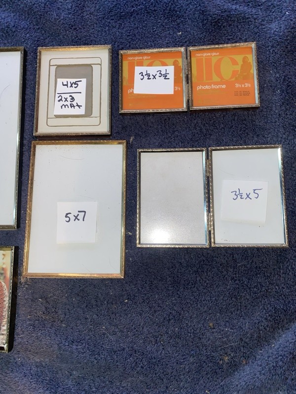 LOT VTG Matching Picture Frames Gold Tone 3 1/2 x 3 1/2,3 1/2 x 5,5 x 7,8x10,4x5 gallery