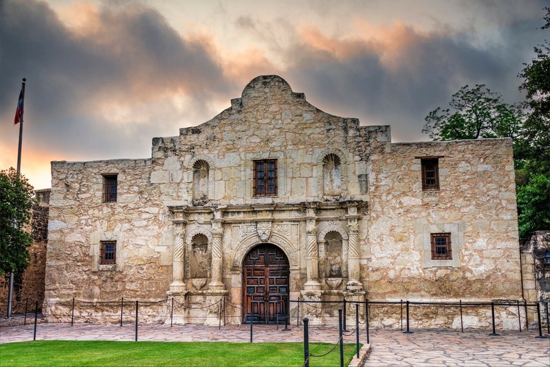 THE ALAMO POSTER 24 X 36 Inches Looks beautiful Nostalgia San Antonio, Texas