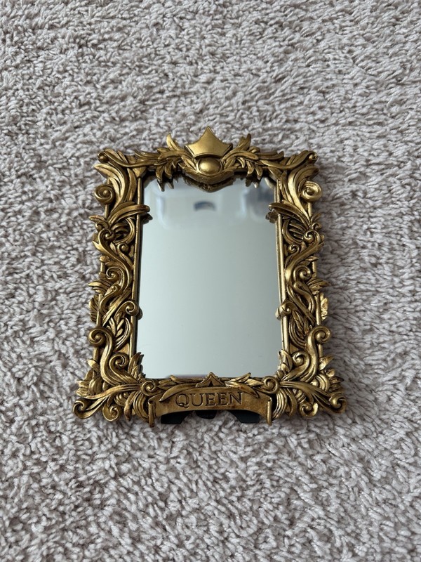 NEW LitJoy Crate Snow White Evil Queen Inspired Gold 8″ x 6″ Framed Mirror