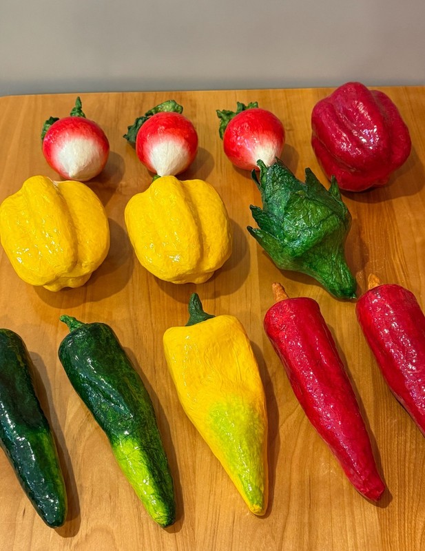 Vintage Glazed Paper Mache/Papier Mâché Hand Made Vegetables Decor Set of 12 gallery