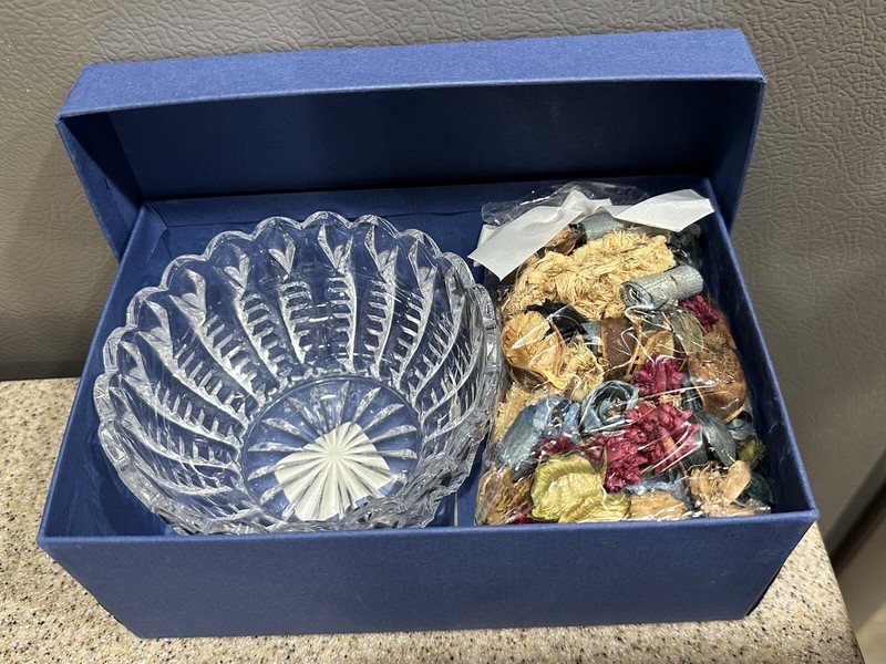 Vintage NOS Studio Nova Promise Bowl Potpourri Gift Set Czech Republic
