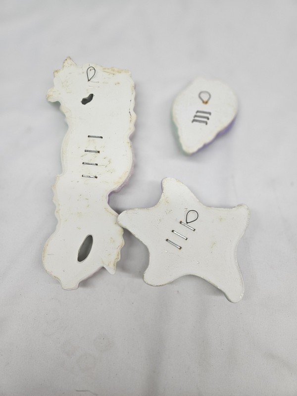 1967 Miller Studios 3-Piece Chalk Plaster Seahorse Seashell Starfish Plaques gallery