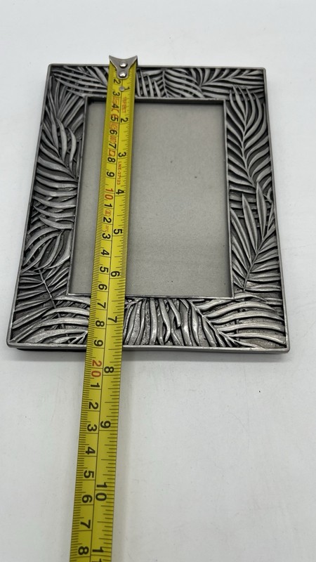 Sixtrees Palm Leaf Picture Frame Pewter Silver Finish Decorative 4x6” Photo gallery
