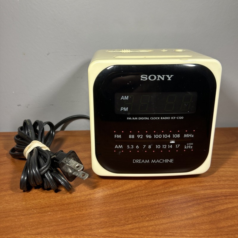 Sony Dream Machine Cube Alarm Clock AM/FM Radio ICF-C122 Cream LED Tested Works