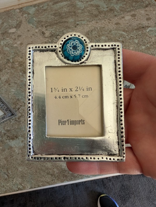 NIB Vintage Set of 3 Pier 1 Imports Desktop Frames Silver Tone 1.75” X 2.5” gallery