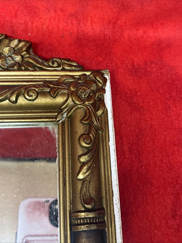 VINTAGE WALL MIRROR BEAUTIFUL FRAME 20-1/2 x 14 inches (19) gallery