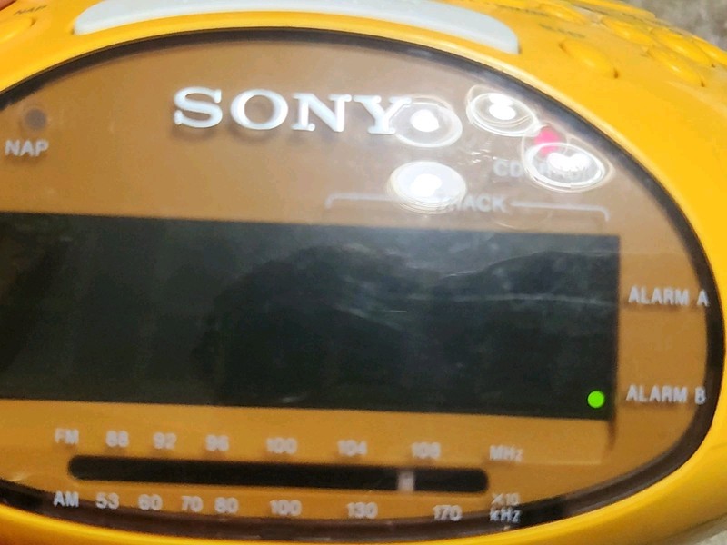 Sony Dream Machine ICF-CD831 PSYC Y2K Yellow CD Alarm Clock Radio TESTED gallery