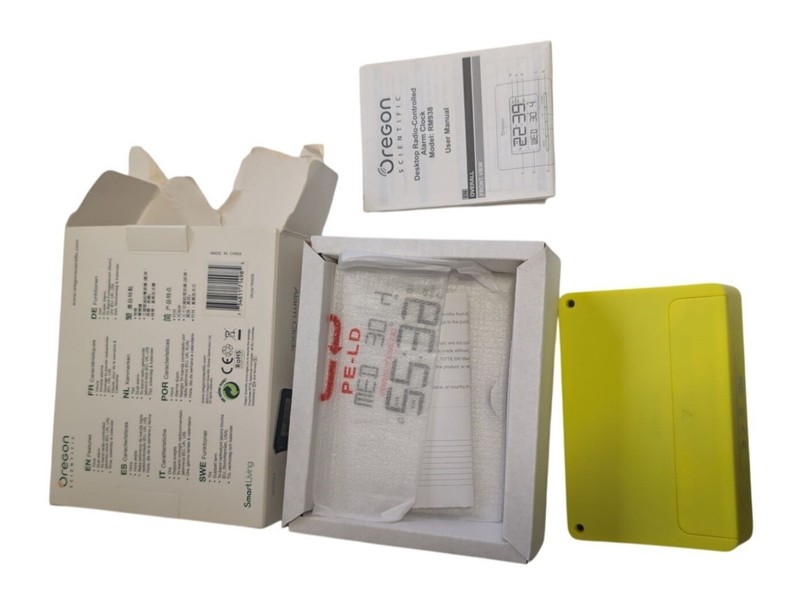 Oregon Scientific RM938 Green Yellow Digital Radio-Controlled Atomic Alarm Clock gallery