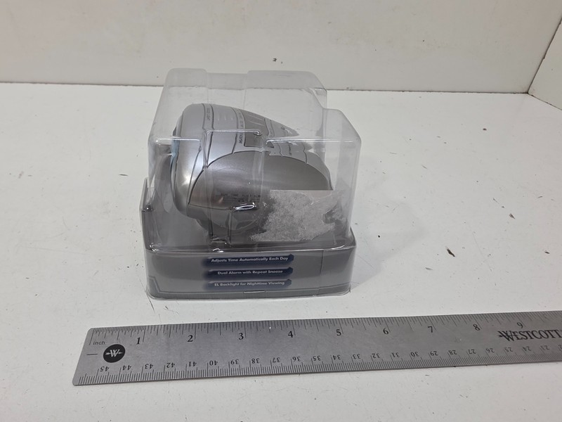 BRAND NEW Sharp Tech Digital Radio Controlled Atomic Alarm Clock SPC354 gallery