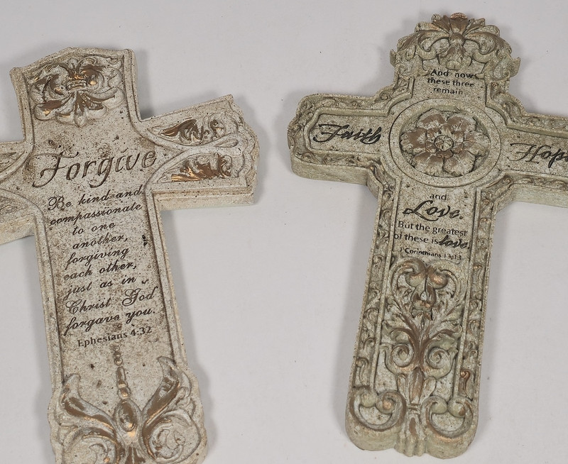 Christian Wall Cross Decor Set Faith Hope Love Forgive Scripture Religious Art