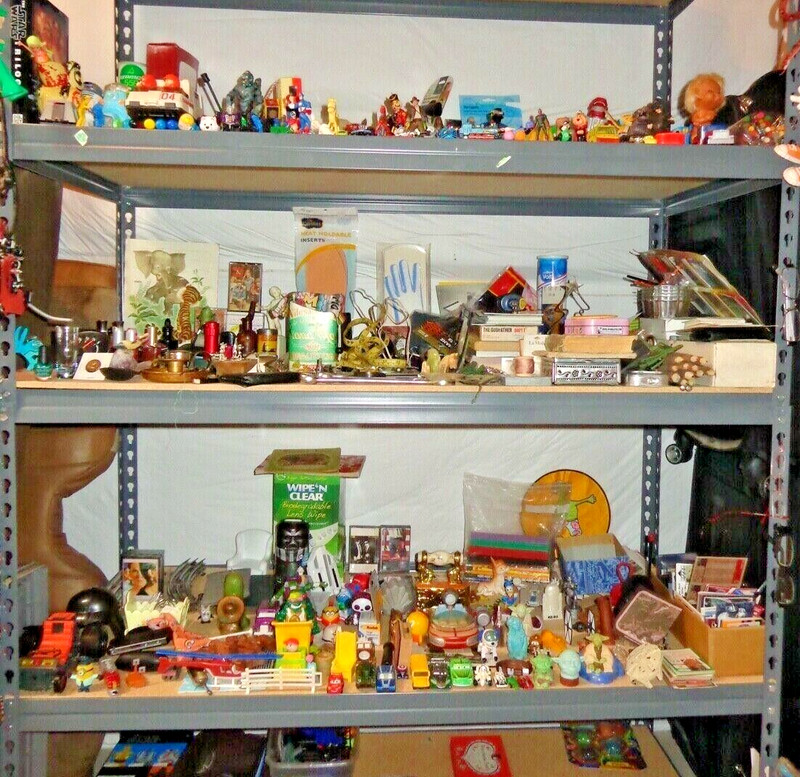 ** LOOK**- 6 pound lot of New & Vintage collectible items- ** see details** -#3B