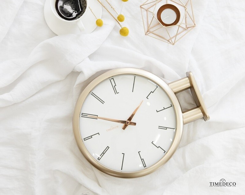Modern Art Design Double Sided Wall Clock Station Silent Clock Decor White A7GD gallery