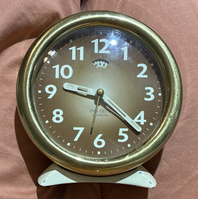 Westclox Big Ben Round White/Gold Analog Mechanical Alarm Clock MPN 0602