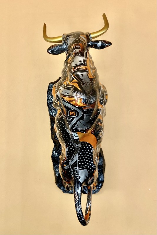 WALL STREET CHARGING BULL / TAURUS SIGN OF GOOD LUCK-SYMBOL OF WEALTH & POWER gallery