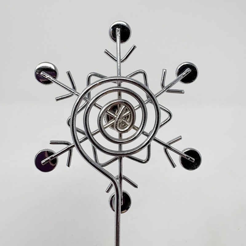 Pier 1 Imports Christmas Holiday Silver Snowflake Photo Holders New Set of 3 gallery
