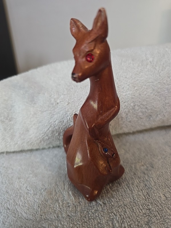 Kangaroo And Joey Figurine Faux Wood. MCM Style Green Jeweled eyes