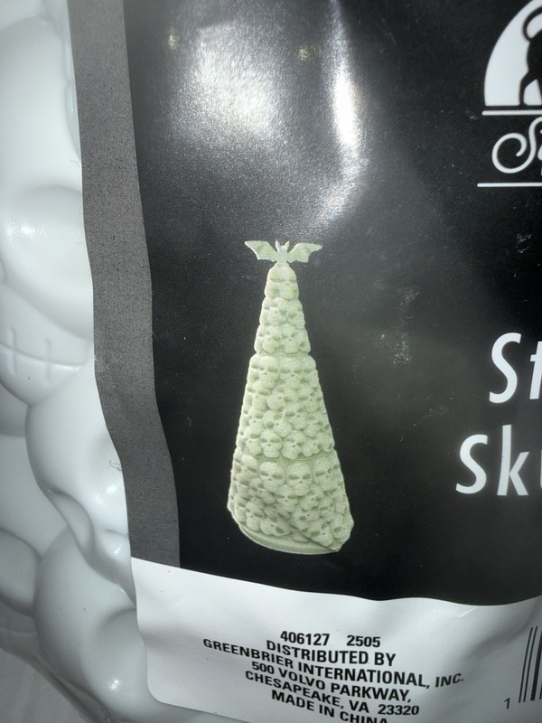 Stacking Skull Tree “Bone White” Plastic Gothic Decor Set Nesting Skulls New NWT gallery