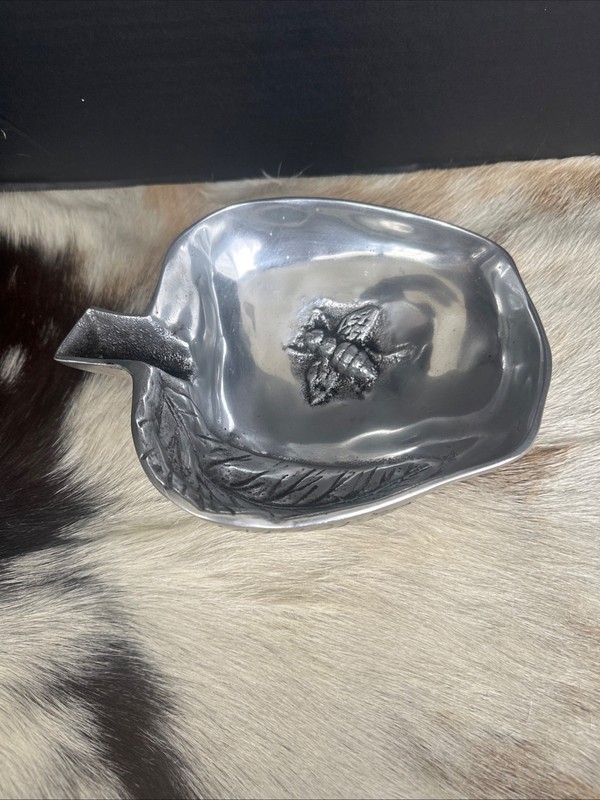 Apple Shaped Metal Bowl with Bubble Bee on Both Sides Trinket Dish Home Decor