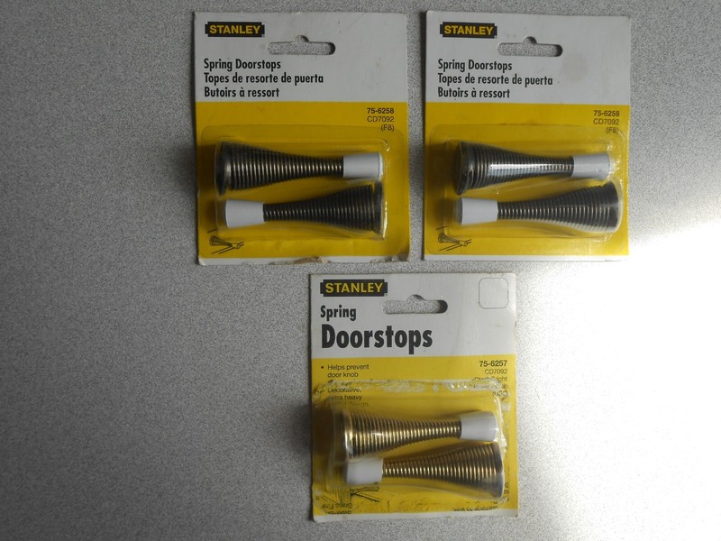 STANLEY®SPRING DOORSTOPS STEEL-BRIGHT BRASS (75-6257)+ANTIQUE (75-6258) LOT OF 3