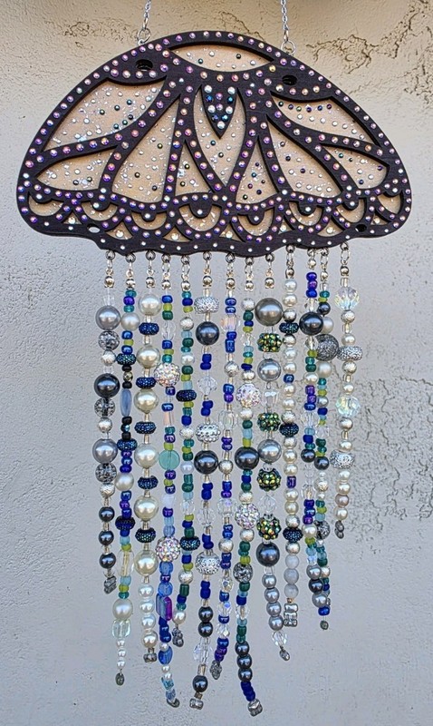 Jellyfish Suncatcher Handmade Beads n Crystals 16″L x 6 1/4″W Hanging Sea Life