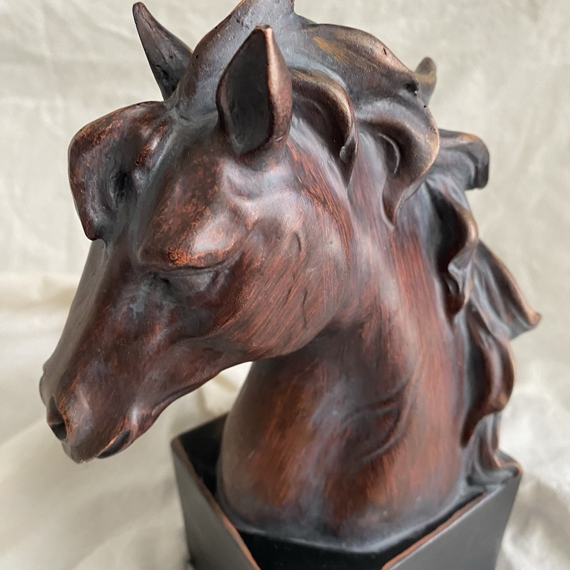 Vintage Resin Horse Head Bust Sculpture Faux Wood Equestrian Statue Shelf Decor gallery