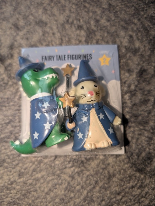 Target Bullseye’s Playground Fairy Tale Figurines Wizard Dino Mouse 2pc Set New!