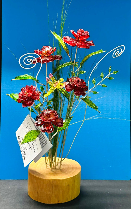 Decor Glass Floral Red Roses “JUNE Wildflower Bouquet” Wooden Alder Pedestal 11″