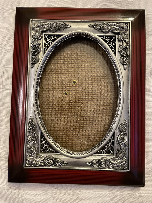 Stylish picture frame red and black wood look outer frame with silver inner fram