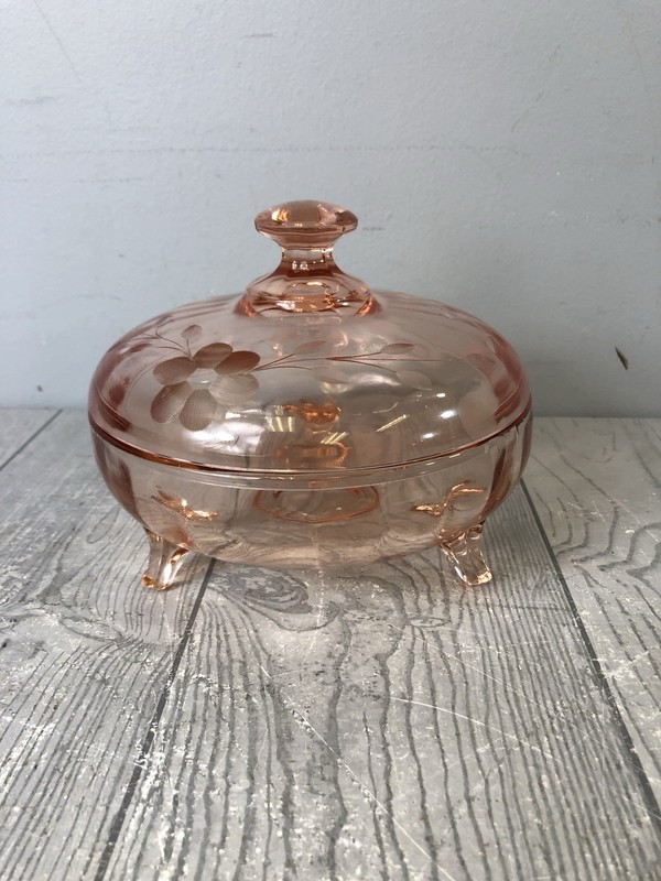 Light Pink Decorative Trinket Bowl for Home Decor – Floral Designs – W/ Lid