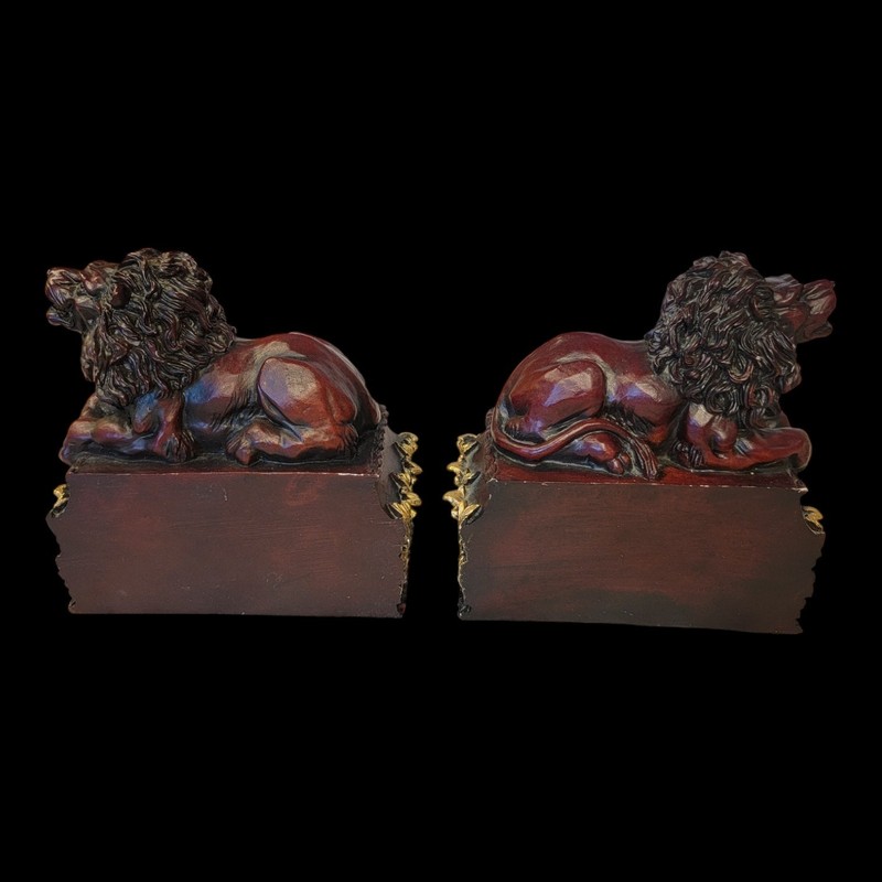 Lion Bookends Pair Faux Wood & Gold Leaf Resin 5.5" gallery