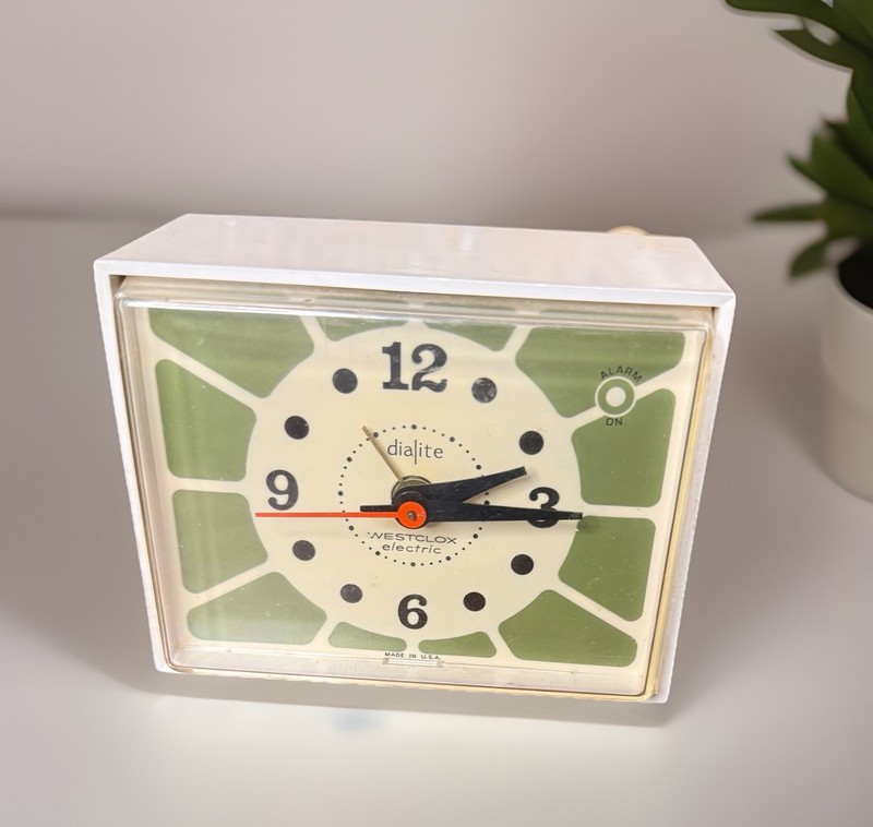 RARE Vintage 60s Dialite Dunmar Westclox S12-K Retro Green MCM Alarm Clock WORKS