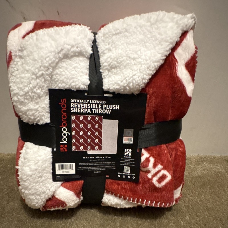 Logo Brands Officially Licensed Reversible Plush Sherpa Throw 50×60 Red/White