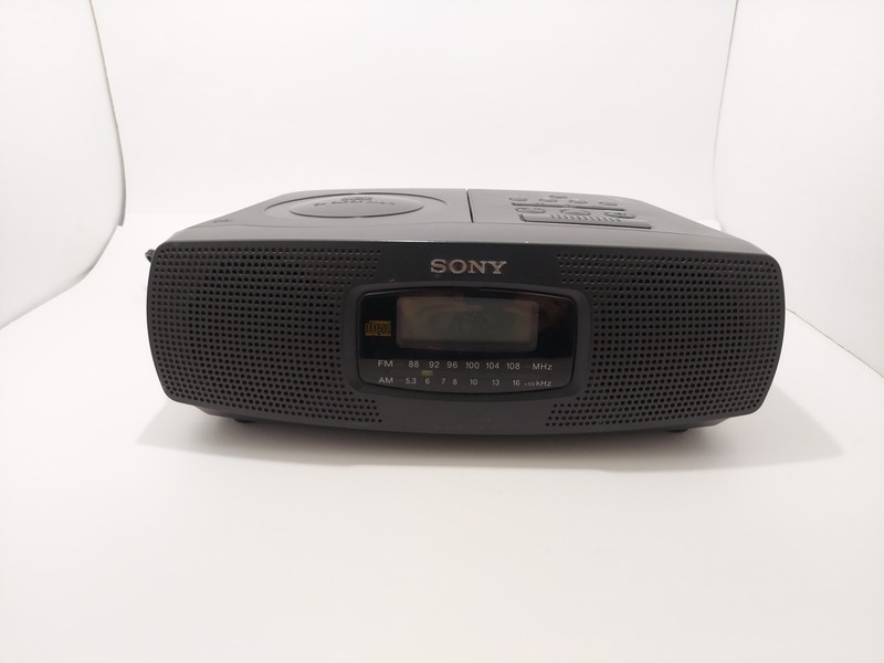 Sony ICF-CD820 AM/FM Stereo Dual Alarm Clock Radio with CD Player Tested Works