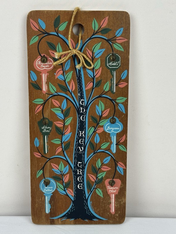 Key Tree Wooden By Berggren Scandinavian 12″ Key Rack Hanging Folk Art Vintage