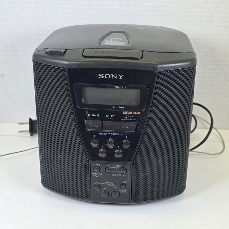 Sony ICF-CD833 CD Clock Radio Dual Alarm Mega Bass FM/AM Tested Working