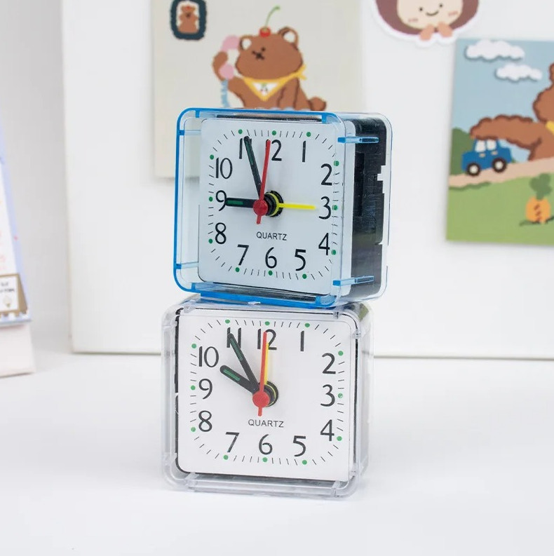 1 pc Mini Square Alarm Clock Compact Quartz Travel Desk Clock gallery