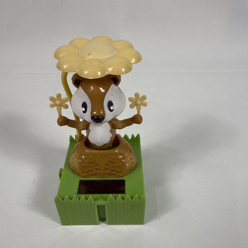 Vintage Chipmunk Solar Sun Dancer gallery
