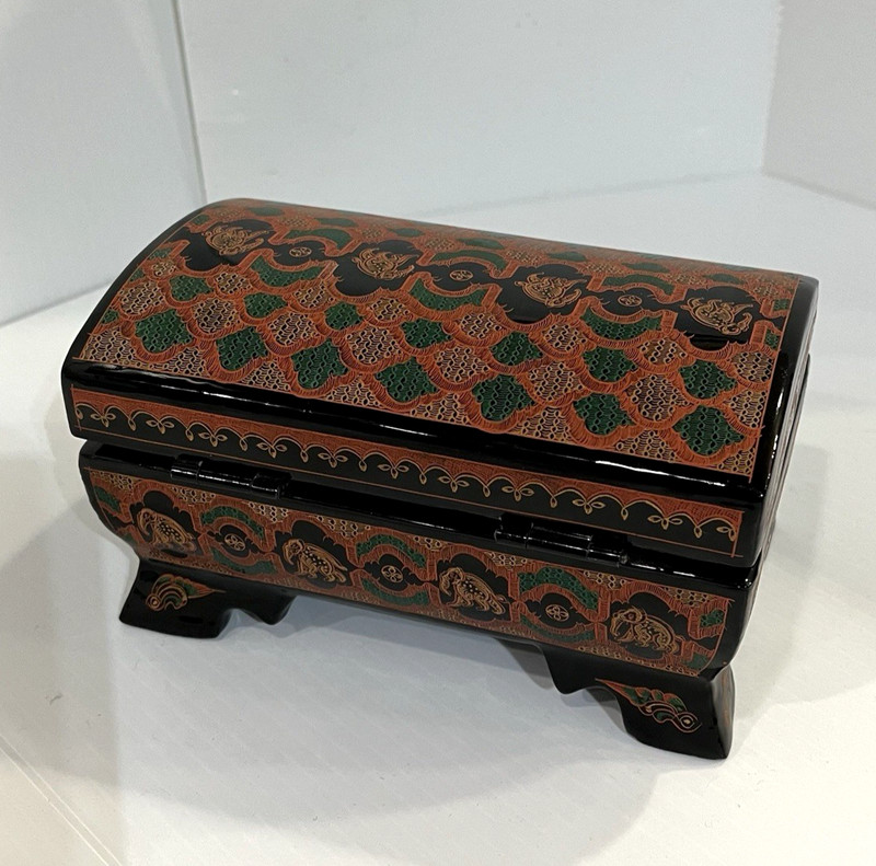 Black Red Lacquer Elephant Jewelry Box Decorative Asian Keepsake Trinket Box gallery