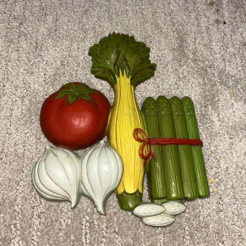 Vtg Homco Vegetables Wall Decor 1975 Tomato Celery Asparagus & Garlic