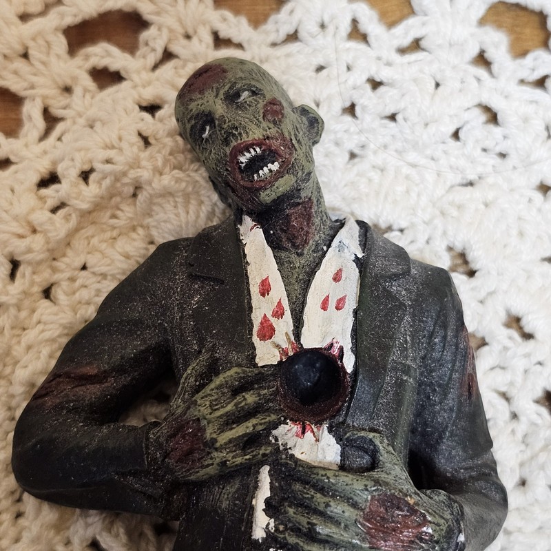 Zombie Pencil Pen/Pencil Holder Making it Look Impaled Office Desk Stationery gallery