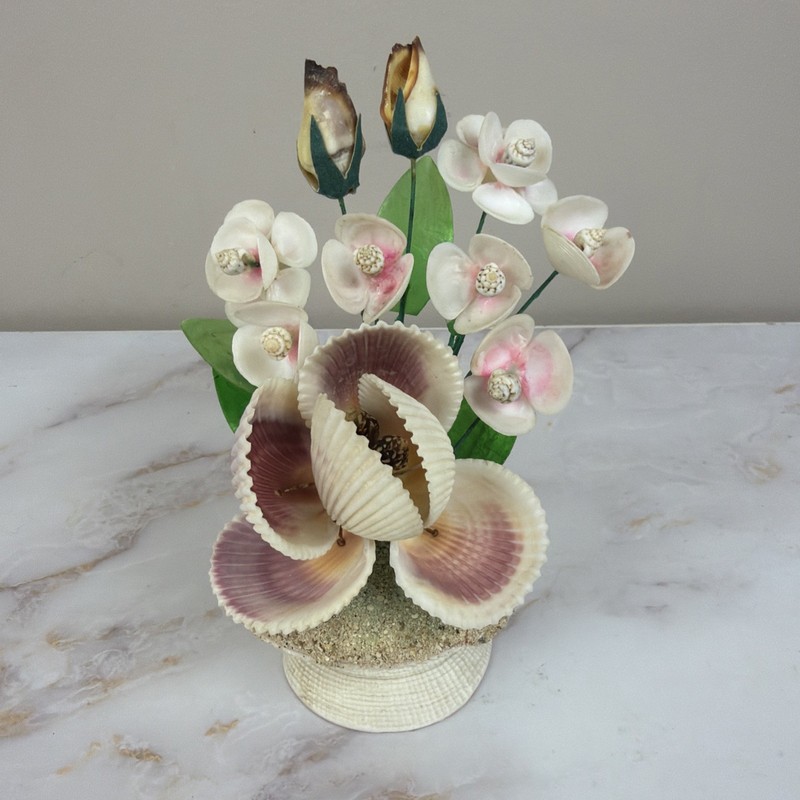 Vintage Sea Shell Floral Bouquet Kitsch Coastal Cottagecore Rare Shell Arrangeme