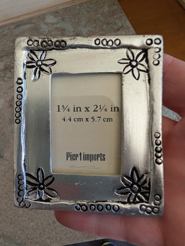 NIB Vintage Set of 3 Pier 1 Imports Desktop Frames Silver Tone 1.75” X 2.5” gallery