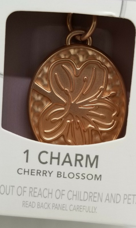 Yankee Candle - CHARMING SCENTS CHARM - 1 NEW CHERRY BLOSSOM CHARM FREE SHIPPING gallery