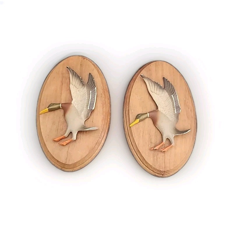 Medal Duck Plaques Whitehall Life like Products Mid-Century Hunting Outdoors